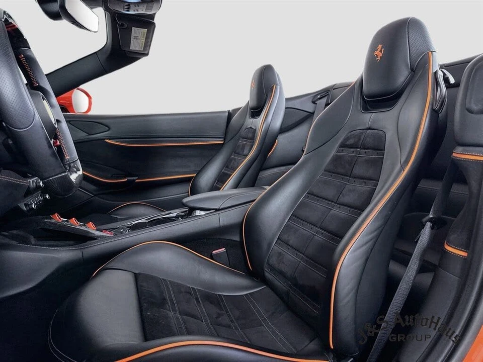 2020 Ferrari Portofino - Image 11 of 31