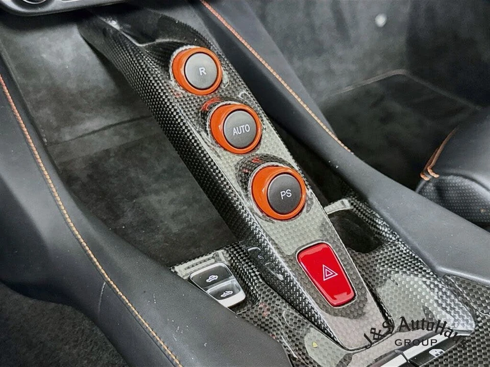 2020 Ferrari Portofino - Image 22 of 31