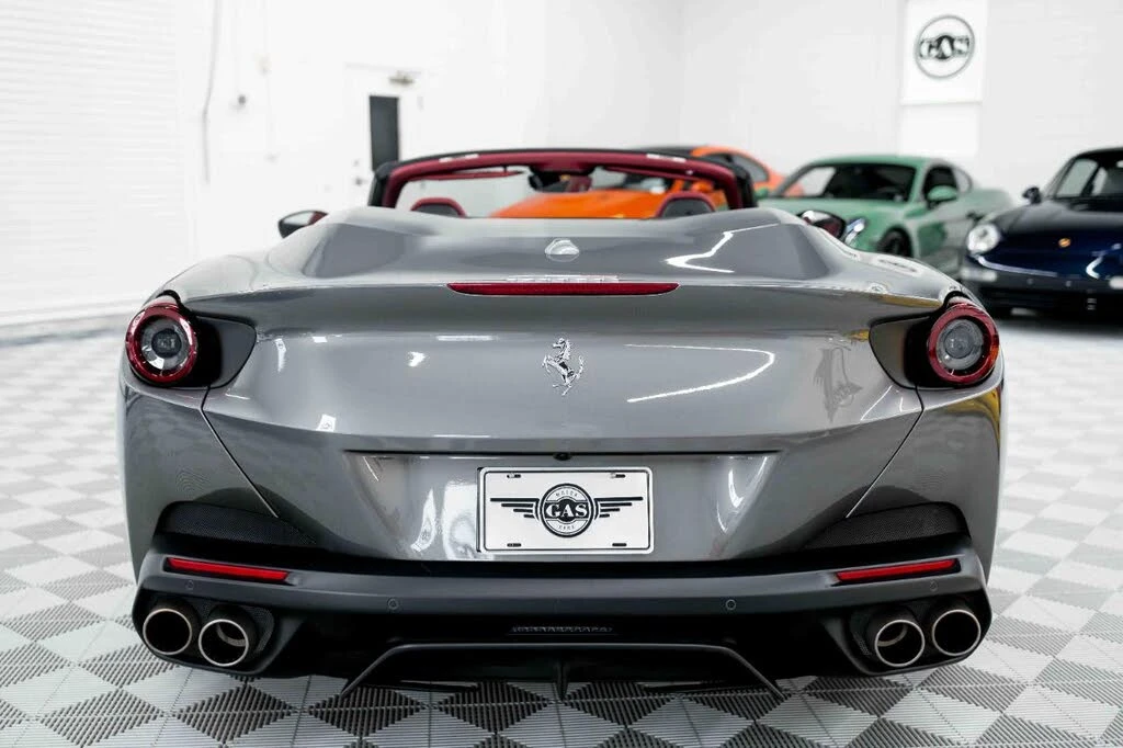2020 Ferrari Portofino - Image 17 of 31