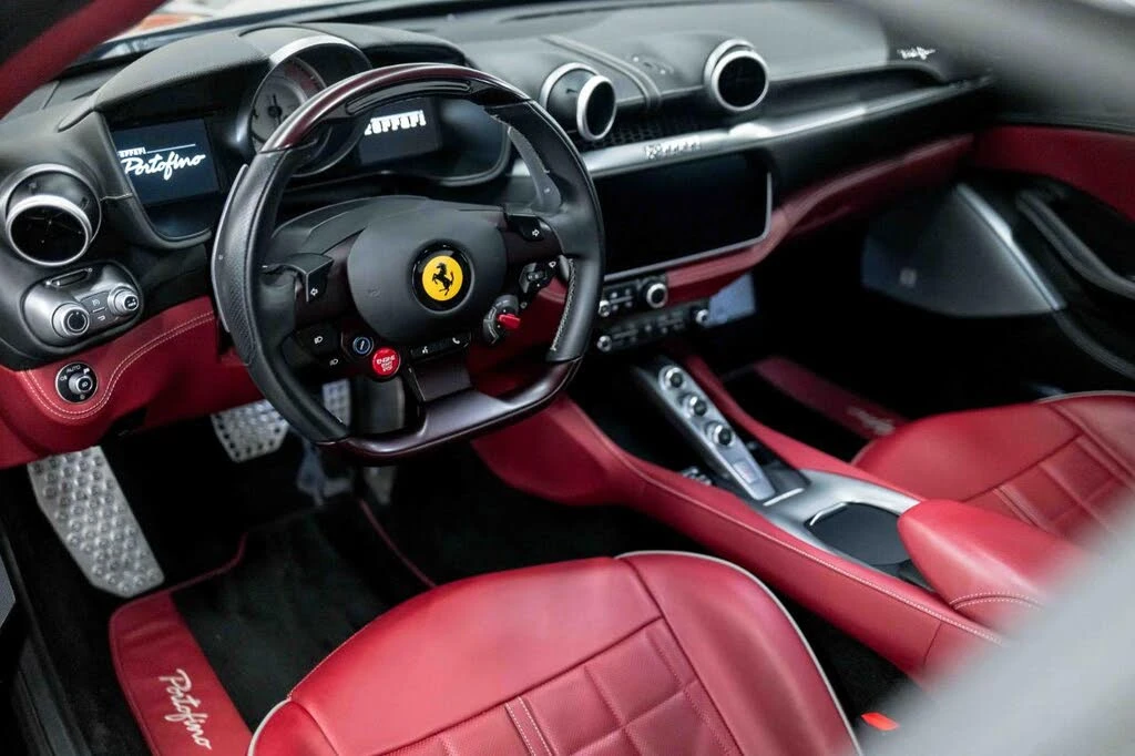 2020 Ferrari Portofino - Image 2 of 31