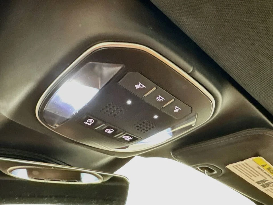 2020 Ferrari Portofino - Image 28 of 31