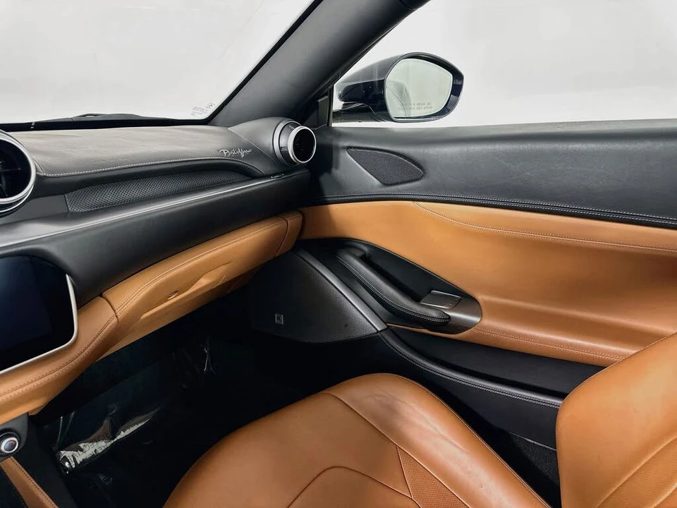 2020 Ferrari Portofino - Image 21 of 31