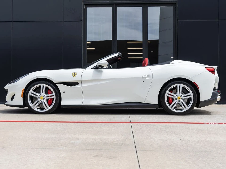 2020 Ferrari Portofino - Image 12 of 31
