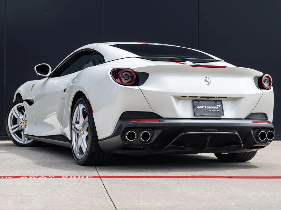 2020 Ferrari Portofino - Image 8 of 31