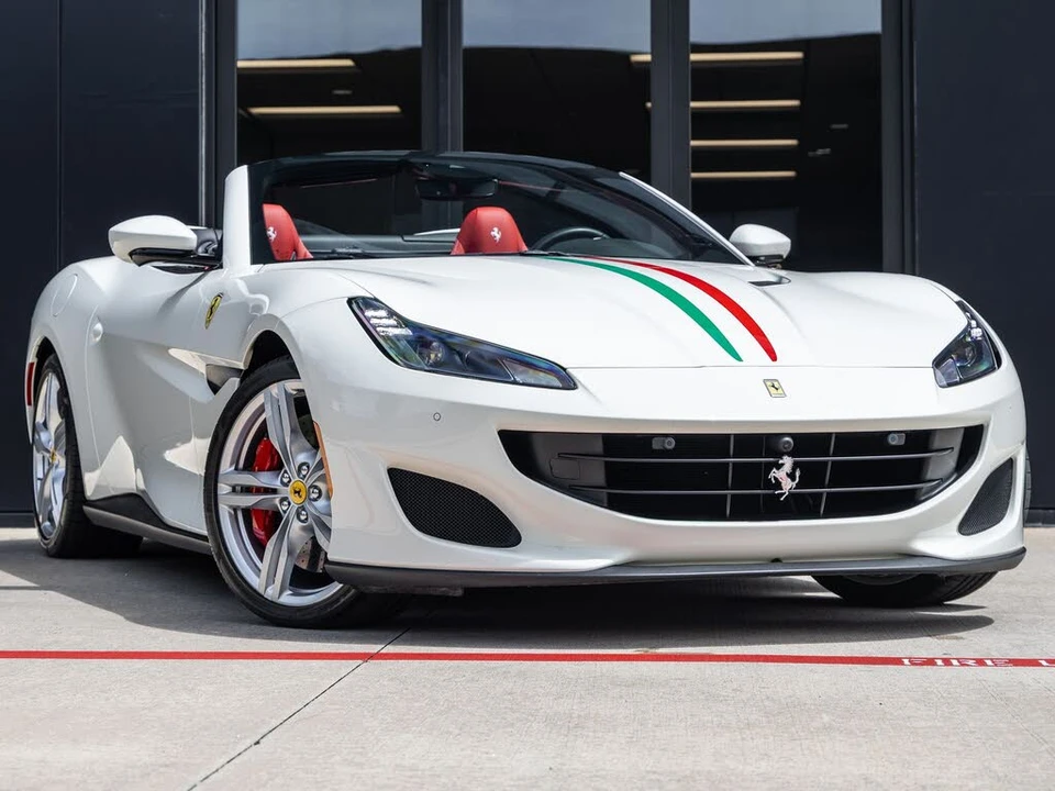 2020 Ferrari Portofino - Image 2 of 31