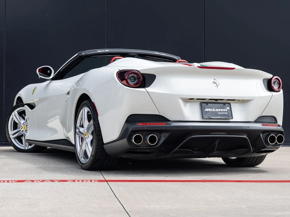 2020 Ferrari Portofino - Image 7 of 31