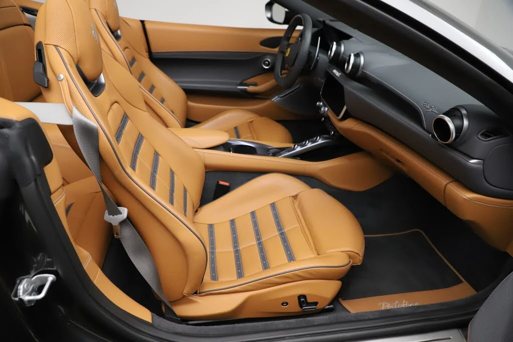 2020 Ferrari Portofino - Image 25 of 27