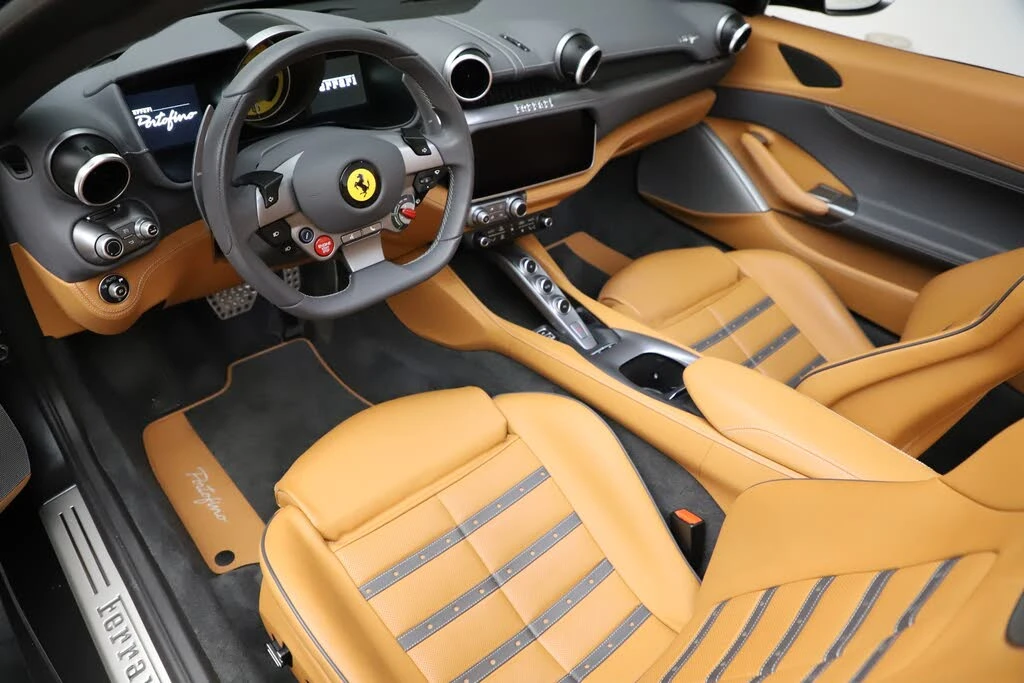 2020 Ferrari Portofino - Image 19 of 27