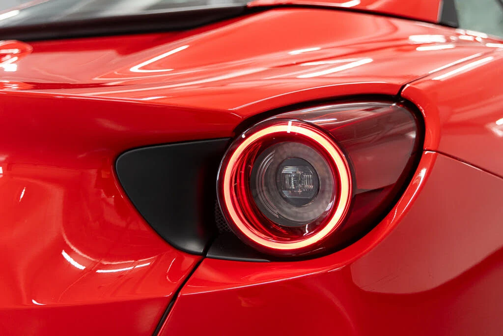2020 Ferrari Portofino - Image 26 of 31