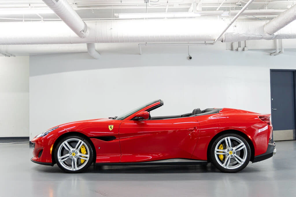 2020 Ferrari Portofino - Image 2 of 31