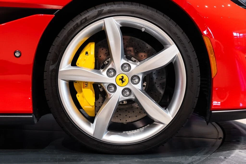 2020 Ferrari Portofino - Image 16 of 31