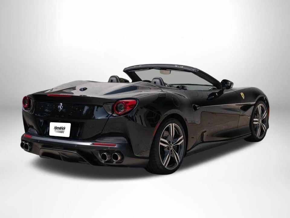 2020 Ferrari Portofino - Image 8 of 31