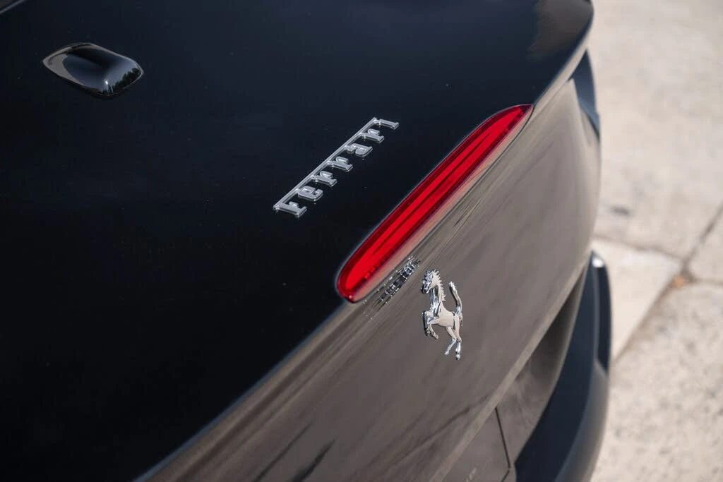 2020 Ferrari Portofino - Image 22 of 31