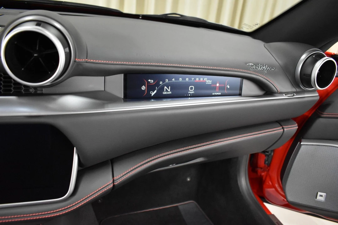 2020 Ferrari Portofino - Image 17 of 26