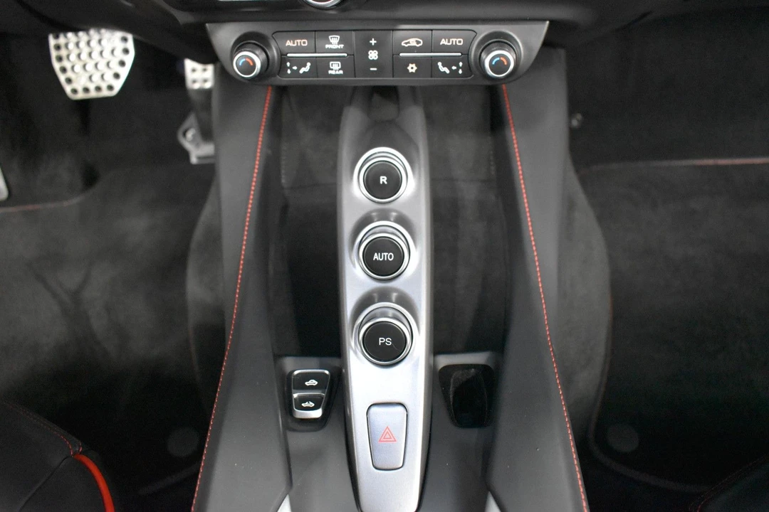 2020 Ferrari Portofino - Image 19 of 26