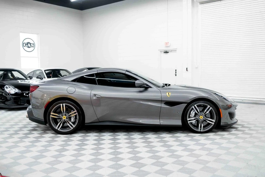 2020 Ferrari Portofino - Image 7 of 31