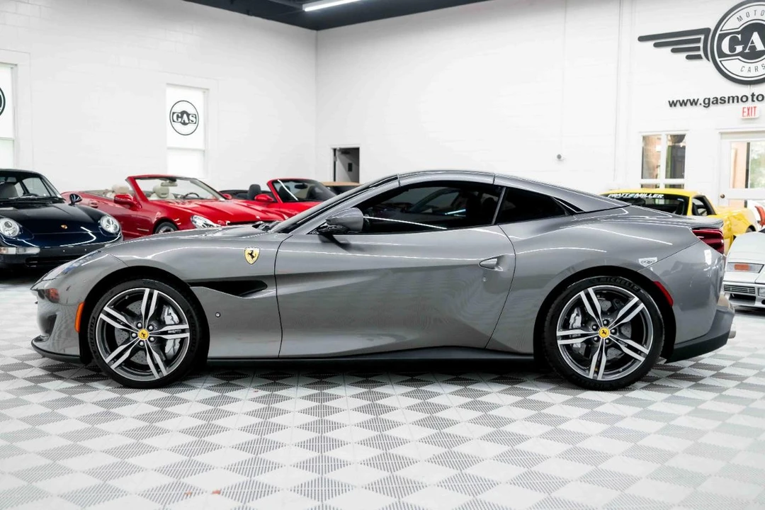 2020 Ferrari Portofino - Image 11 of 31