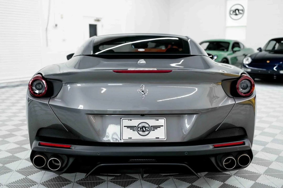 2020 Ferrari Portofino - Image 9 of 31