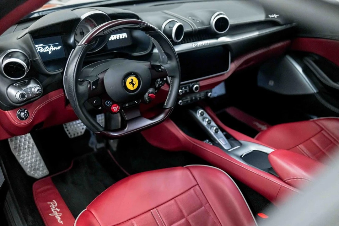 2020 Ferrari Portofino - Image 2 of 31