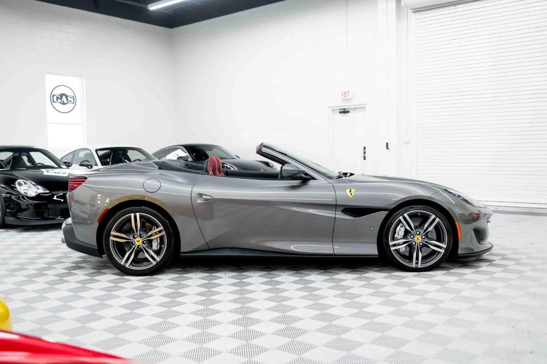 2020 Ferrari Portofino - Image 15 of 31