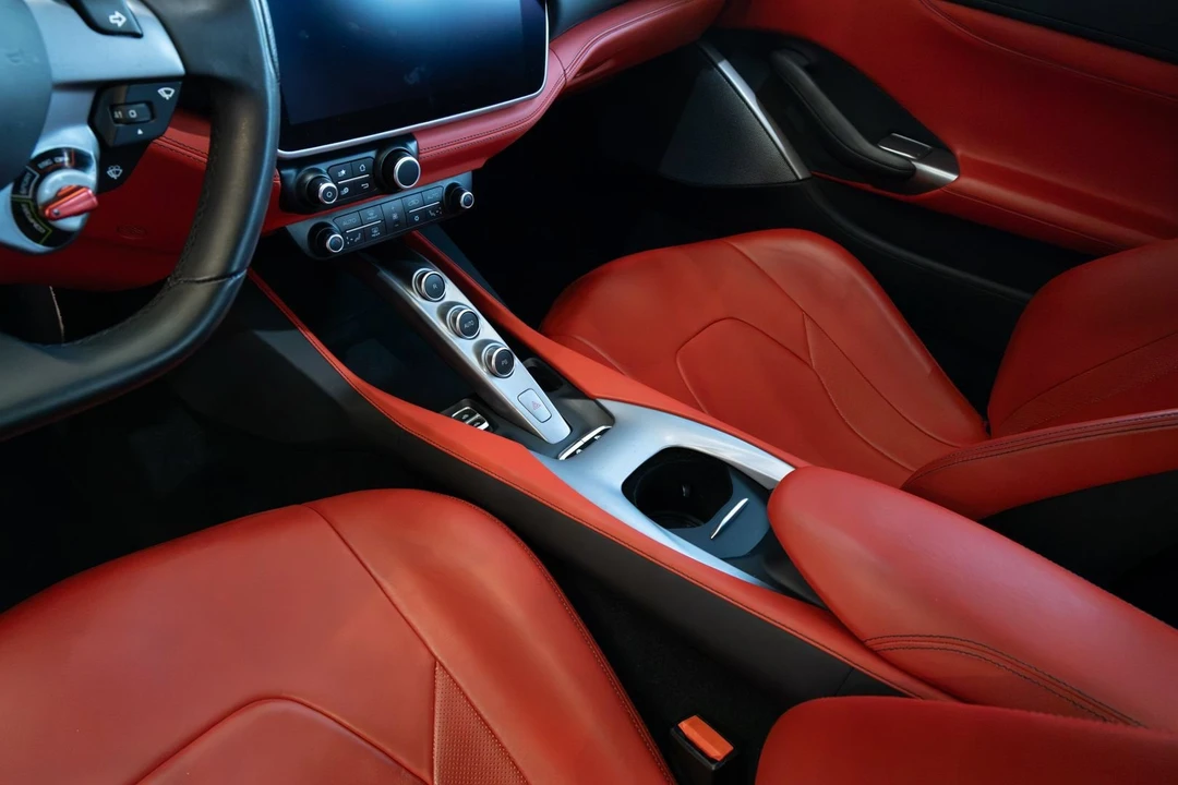 2020 Ferrari Portofino - Image 26 of 31