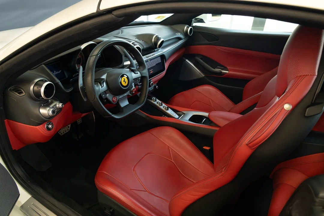 2020 Ferrari Portofino - Image 17 of 31