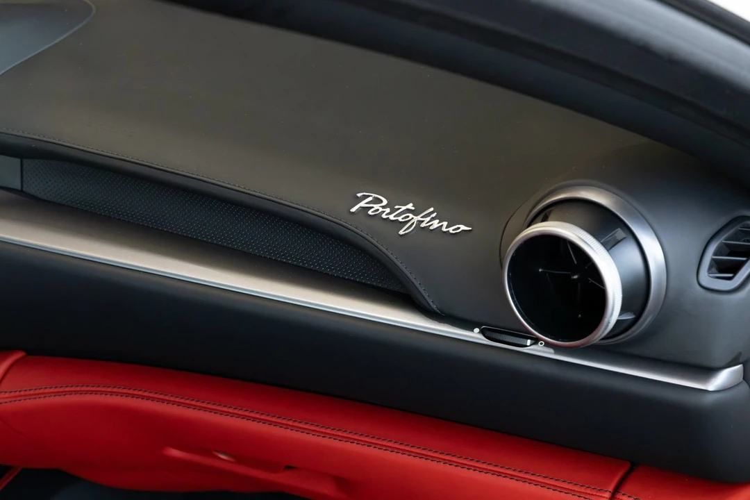 2020 Ferrari Portofino - Image 30 of 31