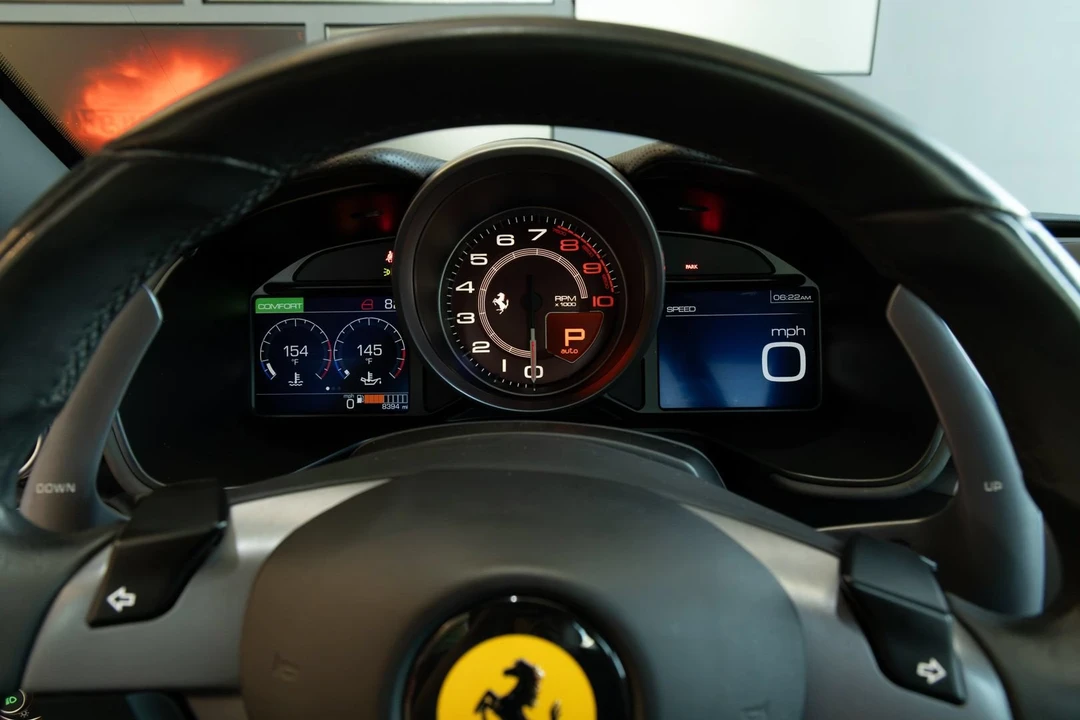 2020 Ferrari Portofino - Image 19 of 31