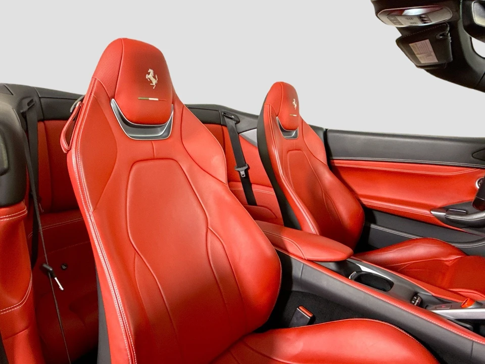 2020 Ferrari Portofino - Image 10 of 29