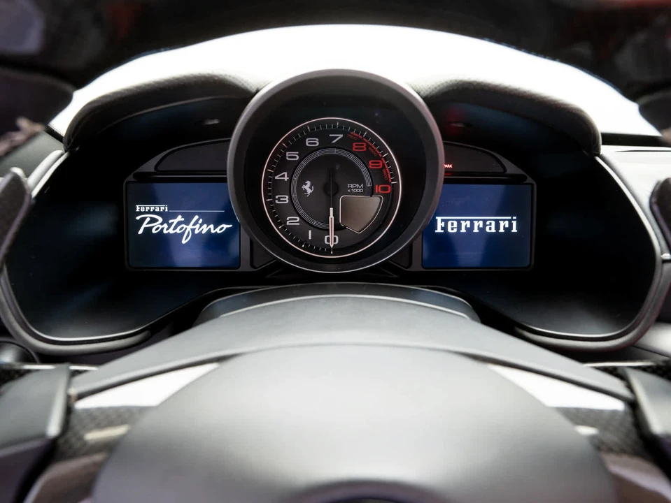 2020 Ferrari Portofino - Image 11 of 31