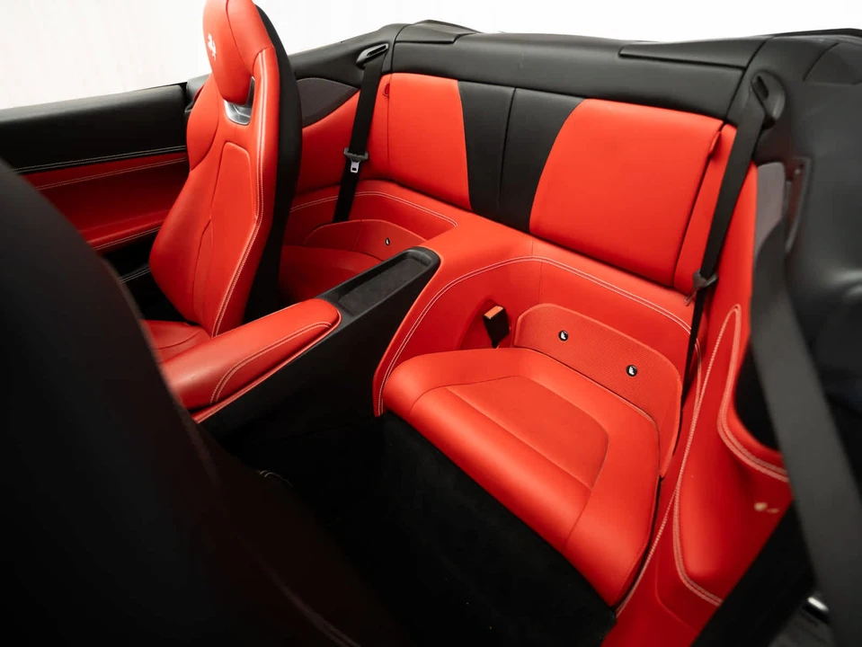 2020 Ferrari Portofino - Image 29 of 31