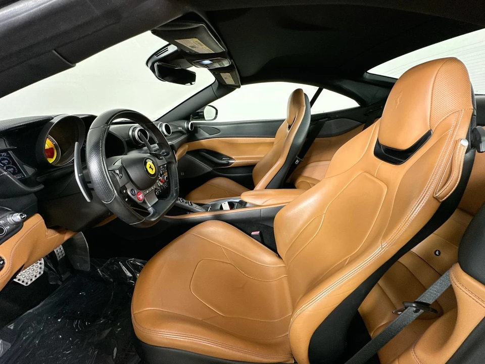 2020 Ferrari Portofino - Image 30 of 31