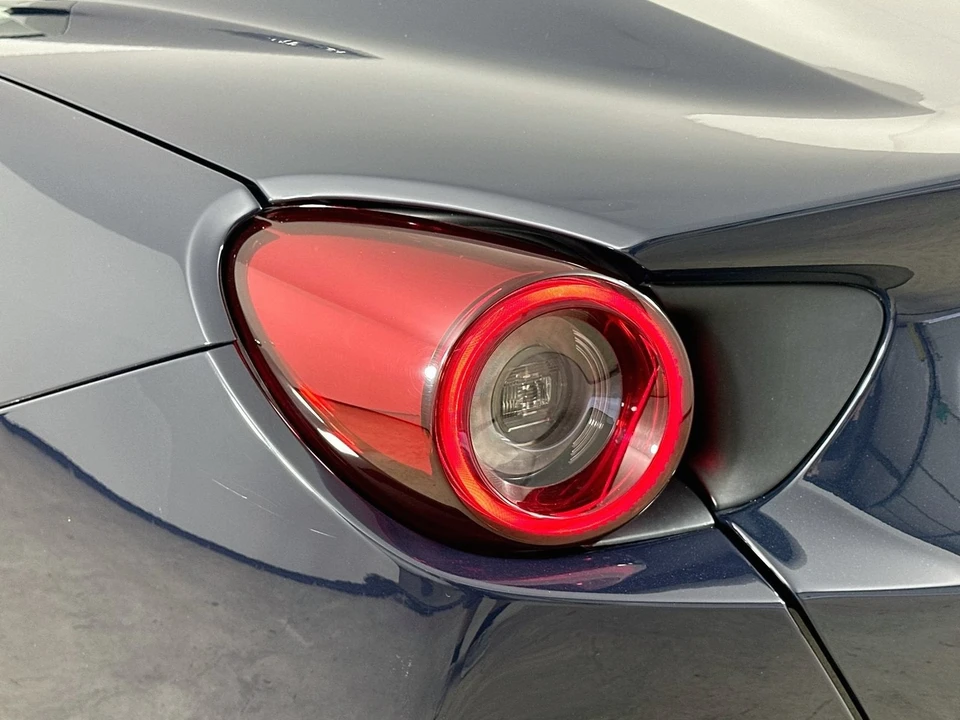 2020 Ferrari Portofino - Image 12 of 31
