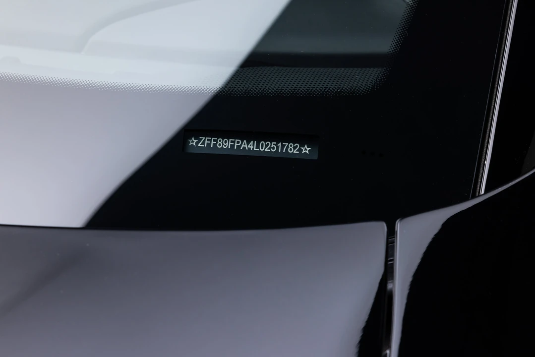 2020 Ferrari Portofino - Image 29 of 31