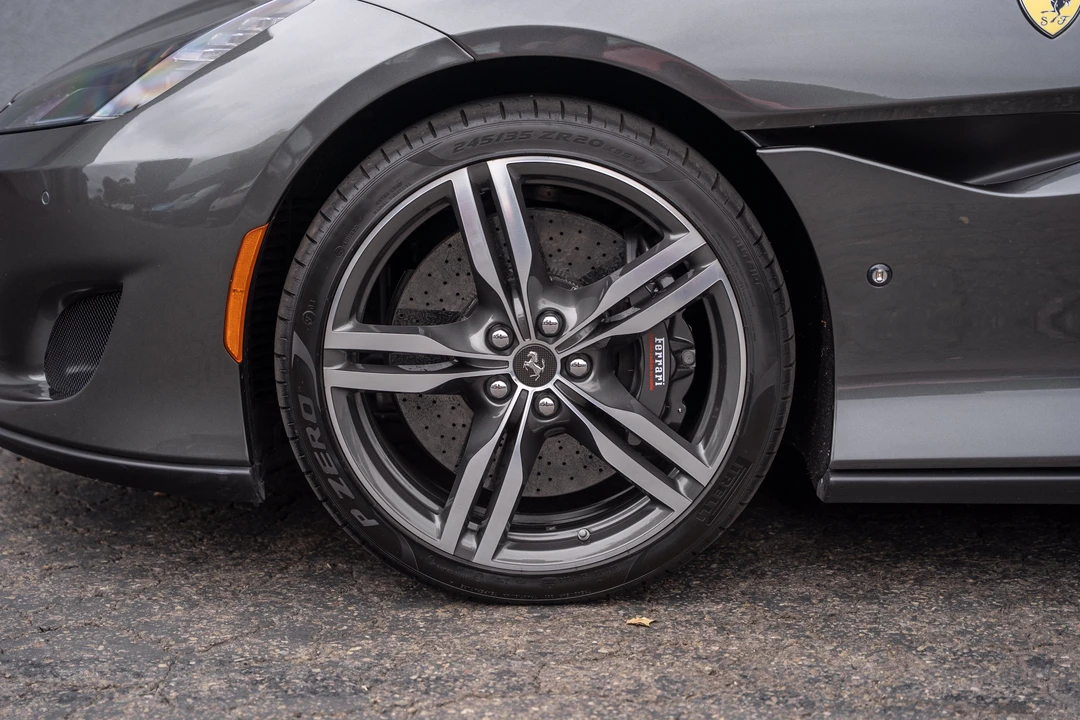 2020 Ferrari Portofino - Image 17 of 31