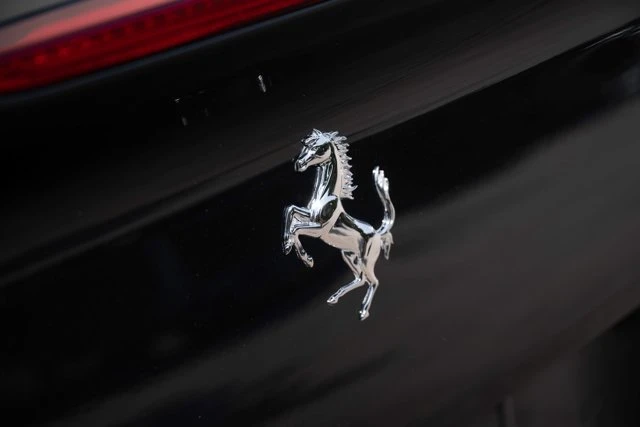 2020 Ferrari Portofino - Image 23 of 31