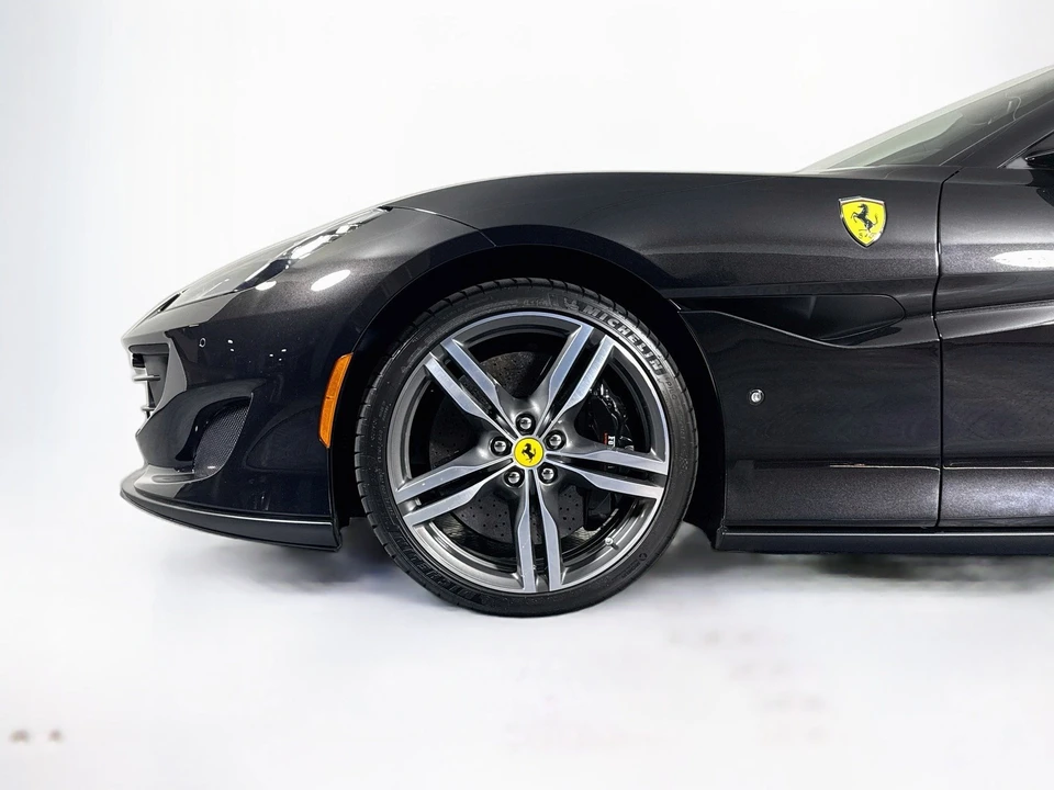2020 Ferrari Portofino - Image 29 of 30