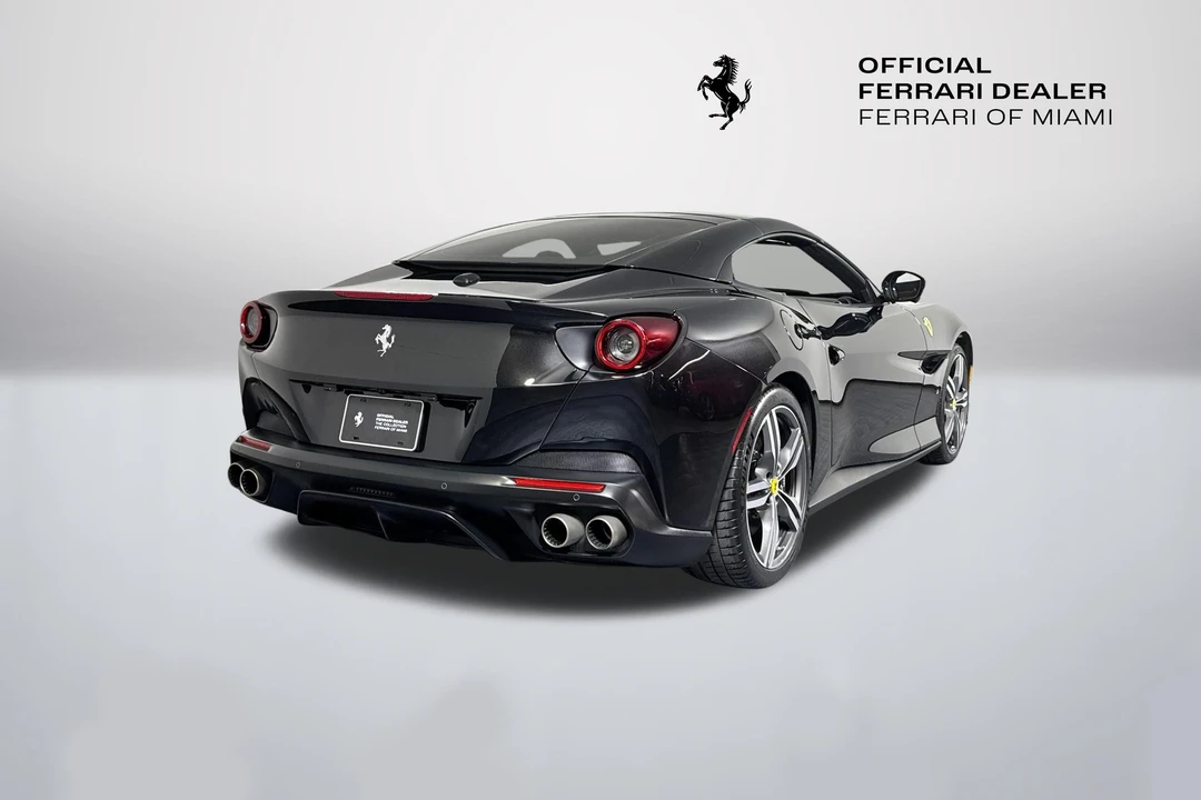 2020 Ferrari Portofino - Image 9 of 30
