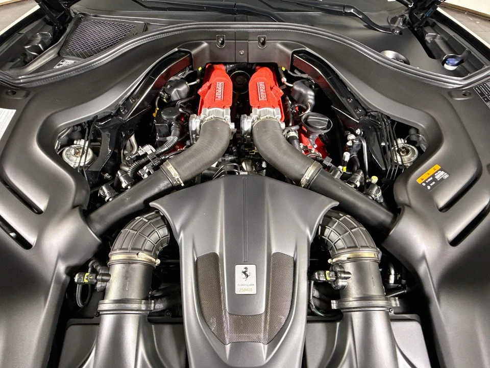 2020 Ferrari Portofino - Image 5 of 30