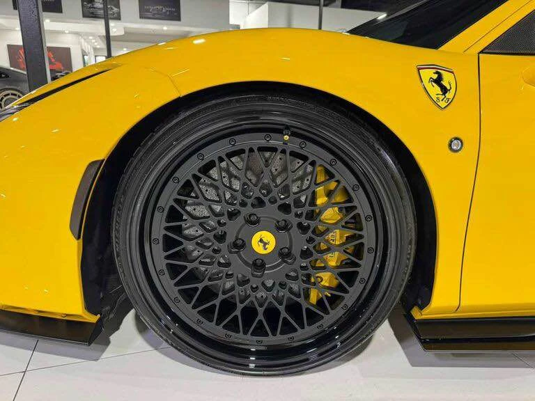 2020 Ferrari F8 Tributo - Image 16 of 19
