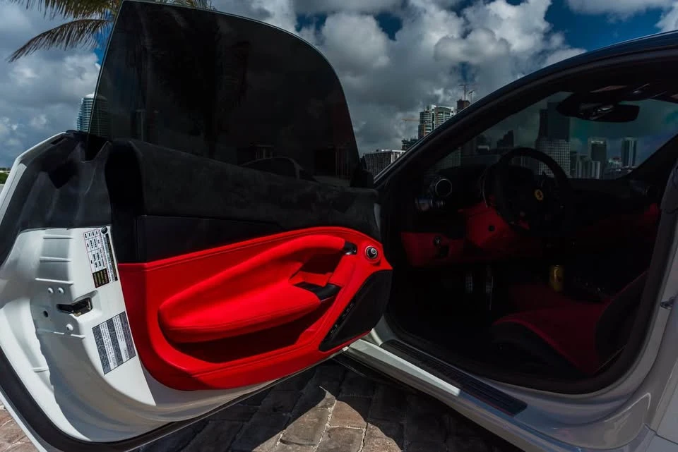 2020 Ferrari F8 Tributo - Image 9 of 20