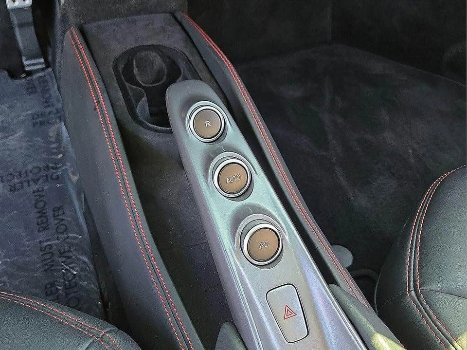 2020 Ferrari F8 Tributo - Image 12 of 20