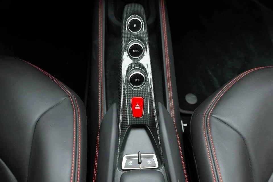 2020 Ferrari F8 Tributo - Image 9 of 13