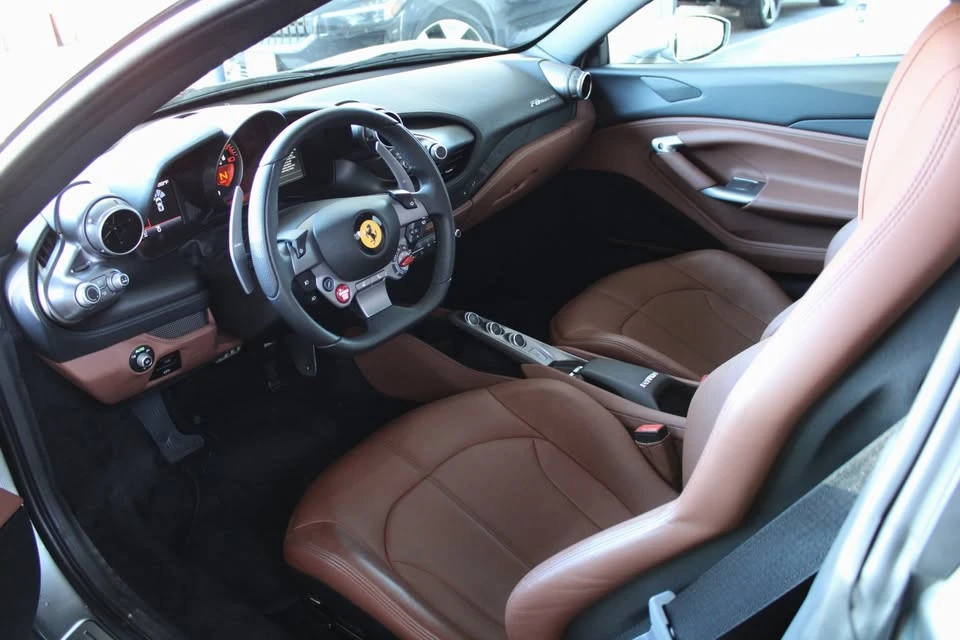 2020 Ferrari F8 Tributo - Image 14 of 17