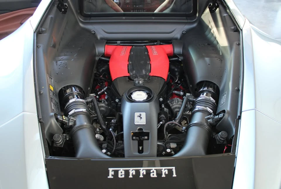 2020 Ferrari F8 Tributo - Image 16 of 17