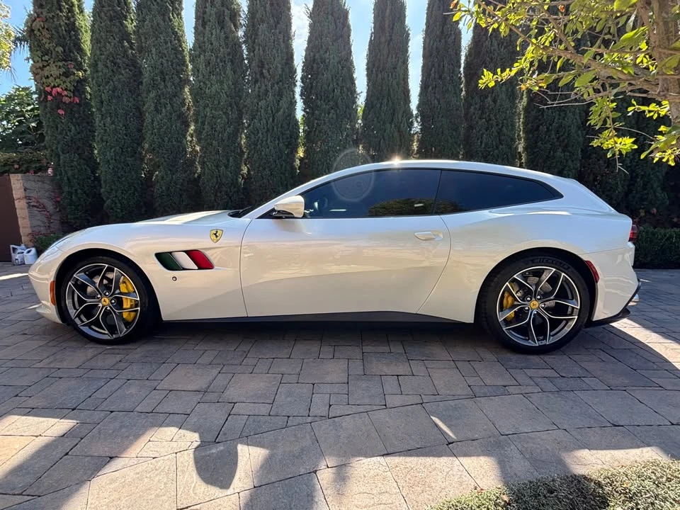 2020 Ferrari - Image 18 of 21