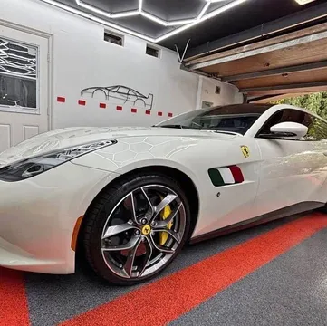 2020 Ferrari GTC4Lusso T
