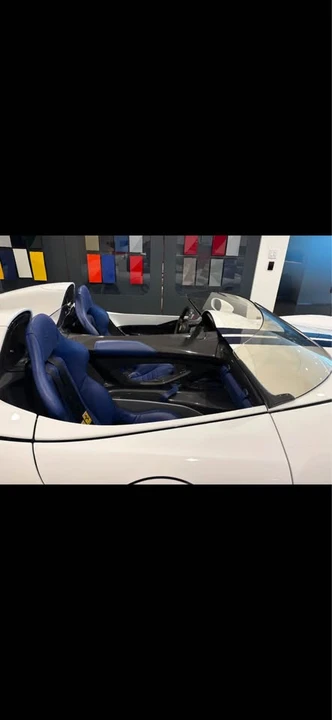 2020 Ferrari Monza SP2 - Image 4 of 5