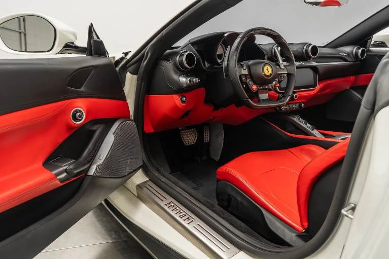 2020 Ferrari Portofino - Image 7 of 9