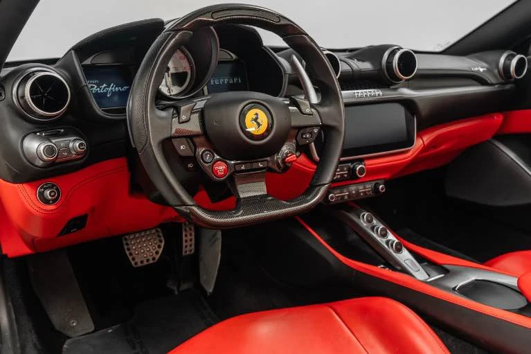 2020 Ferrari Portofino - Image 5 of 9